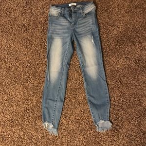 Distressed Cropped Jeans